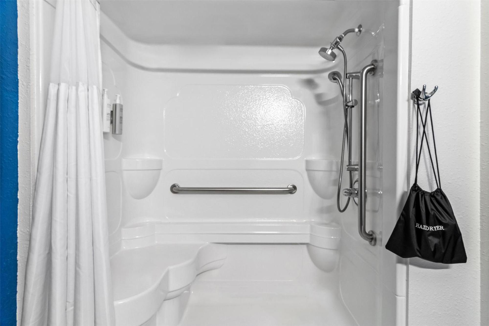 Inn & Suites Merrillville Esterno foto