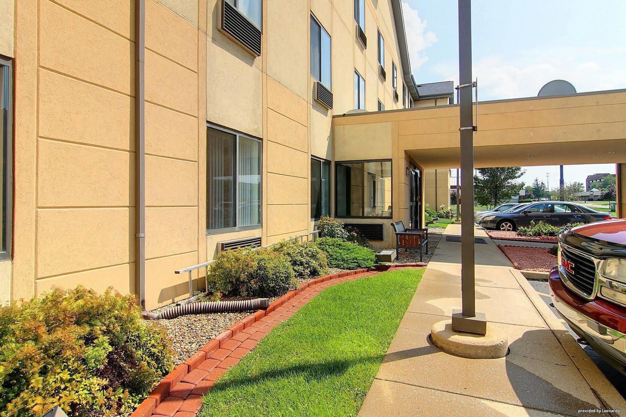 Inn & Suites Merrillville Esterno foto