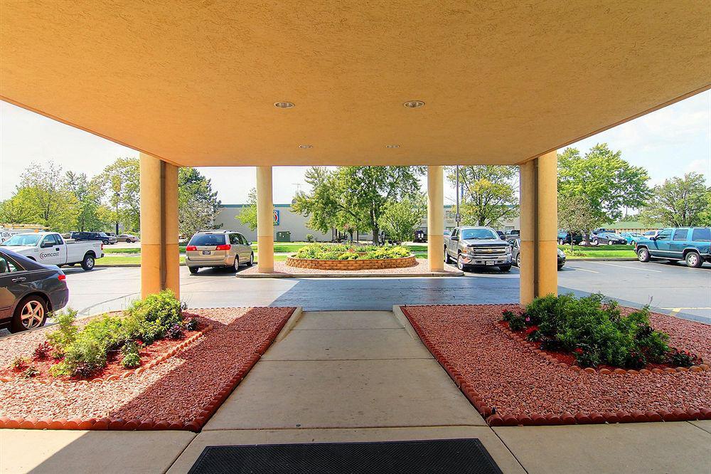 Inn & Suites Merrillville Esterno foto